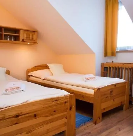 Penzion Una Guest house